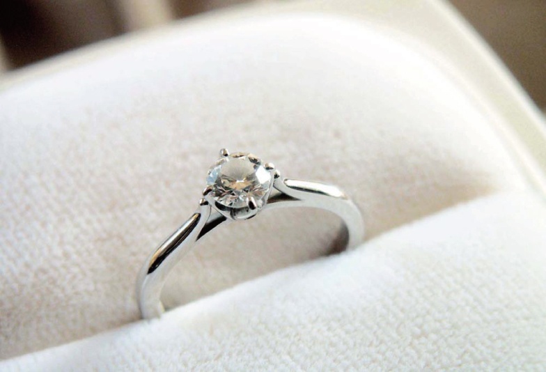 【米沢市】母からもらった婚約指輪をジュエリーリフォーム☆彼女が喜ぶデザインへ大変身！