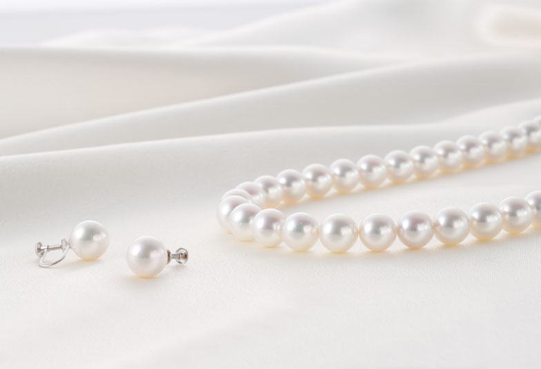 【神奈川県横浜市】真珠ネックレスの選び方とは？自分に似合う真珠を見つける方法