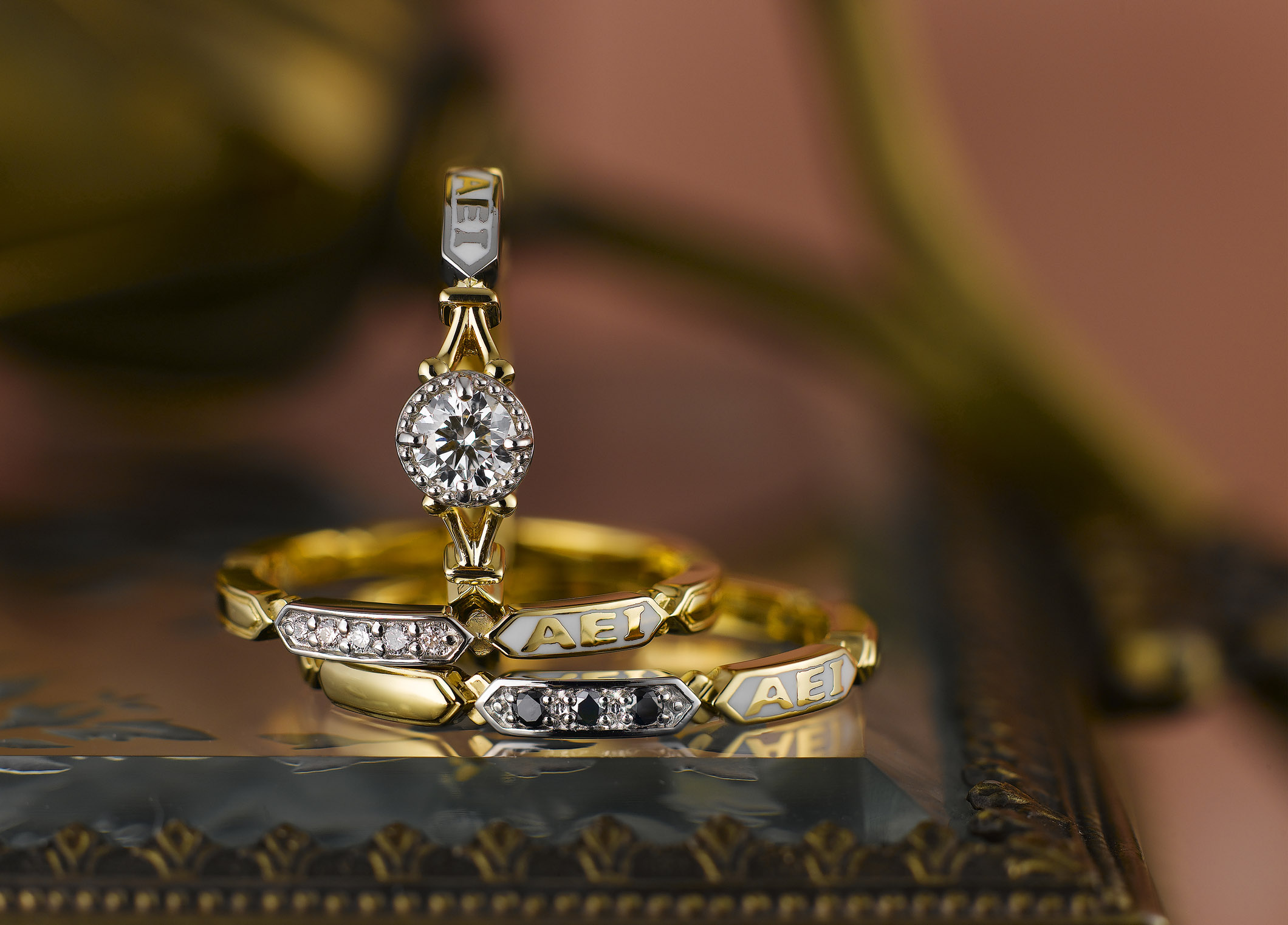 静岡市 おしゃれ女子に人気のアンティーク調ブライダルリングとは Jewelry Story ジュエリーストーリー ブライダル情報 婚約指輪 結婚指輪 結婚式場情報サイト