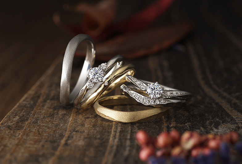 【那覇市】人気の槌目模様柄の結婚指輪を買うなら、BAUMがおすすめ！