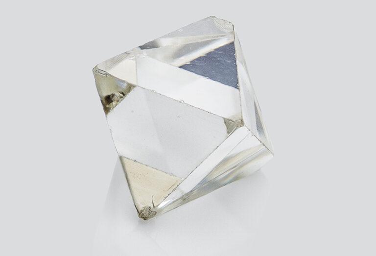 【浜松市】婚約指輪のダイヤモンドは4Cだけで選ばない方が良い？新しい評価基準とは